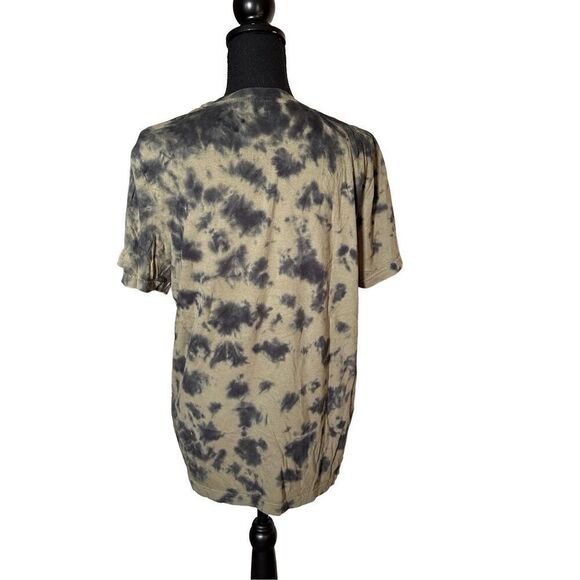 WXYZ MFG.Co Olive Green and Black Tie-Dye Skeleton Graphic Tee Size Small - Picture 6 of 6